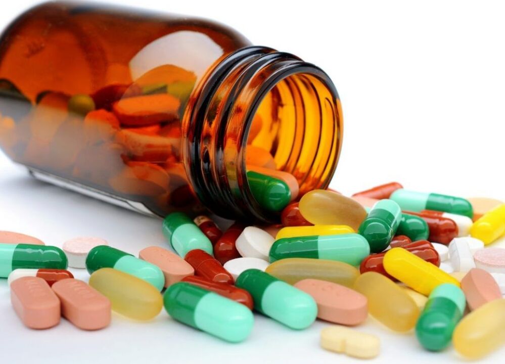 Pacientům mohou být podávána antibiotika k léčbě artritidy. 